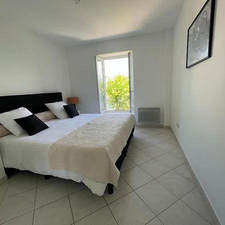 Maison Lumineuse Villemoustaussou Exteriér fotografie